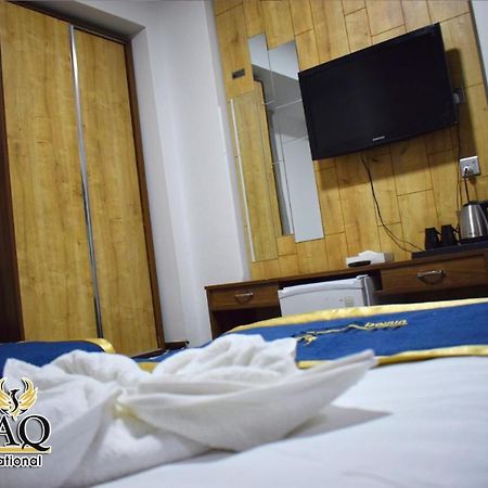 Hotel Buraq Alzahabi Medina Eksteriør billede